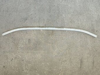 Volvo XC60, 2013 hliníková lišta předního nárazníku