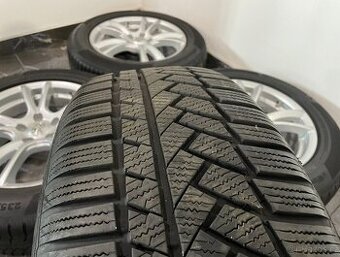 KIA Sorento r18 5x114,3 7,5 et52 zimní 235/60/18