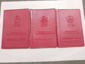 Soubor občanských průkazů série 000000 AA-00 každé desky jin