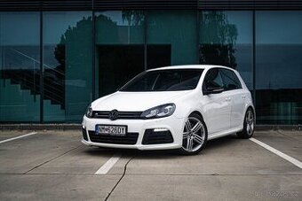 Volkswagen Golf 2.0 TFSI 270k R 4-Motion DSG