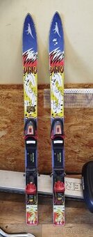 Dětské sjezdové lyže DINO, vázání Salomon 108 cm