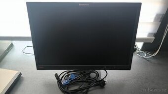 LCD monitor 22" Lenovo L2250pwD