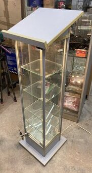 Prosvětlená vitrína