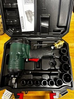 Pneumatický rázový utahovák Parkside