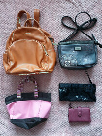 Mix kabelka batoh peněženka kosmetická taštička