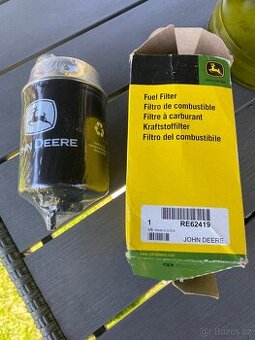Palivový filtr John Deere