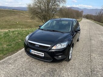 Ford Focus 1,6i 74KW VYHŘÍVANÉ PŘEDNÍ OKNO