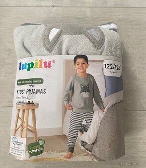 Nové teplé/ plyšové pyžamo 122/128