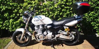 Yamaha XJR 1300