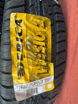 Pneu 165/70 R13 79T letní úplně nové nepoužité