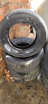 Prodám 4x pneu 205/65 r15