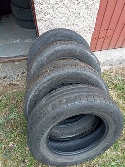 Pneu 195/65 R15