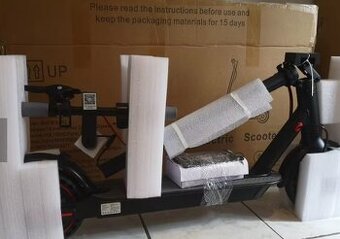 Nová elektrokoloběžka City Boss RS350 černá