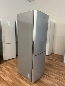 Lednice s mrazákem Samsung (231)