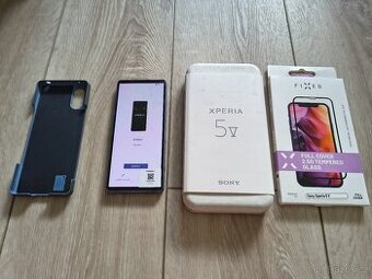 Sony Xperia 5V + pouzdro a sklo