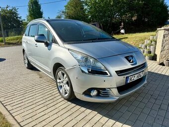 Peugeot 5008 2.0 HDI 110kw  8/2010