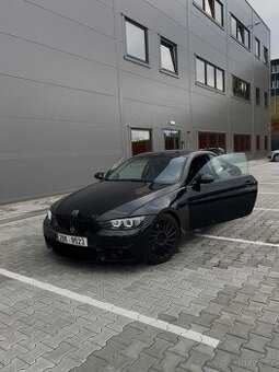 BMW e92 325i