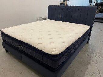 Prodám Postel Boxspring 200x180 (Puvodní cena 60tisíc)