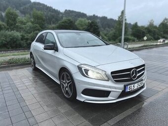 MERCEDES BENZ A180 AMG LINE