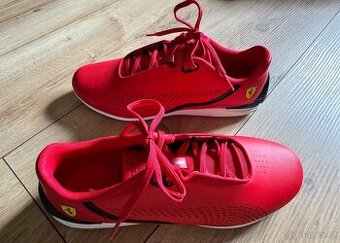PUMA -Ferrari ( vel EUR 40)