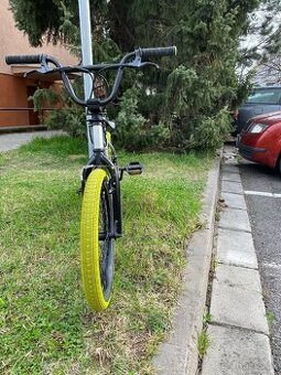 BMX kolo decathlon