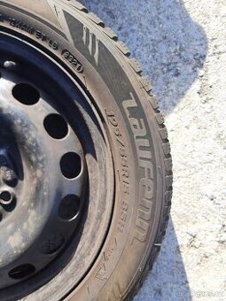 Prodej 4ks zimních pneu 195/55 R15