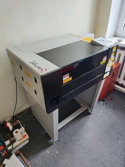 laser co2 Aeon Mira 5 60w