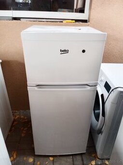 Lednice s mrazakem Beko