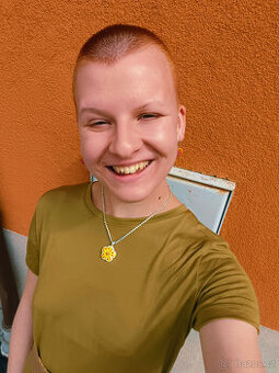 sháním bydlení za výpomoc pro 2 osoby