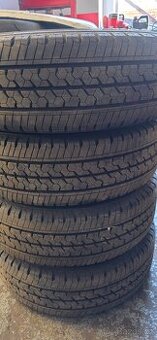 Mercedes-Benz Vito Viano W639: plechová kola, nové pláště