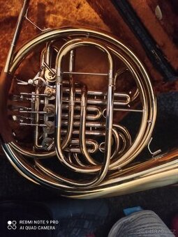 Koncertní trojklesnice Amati