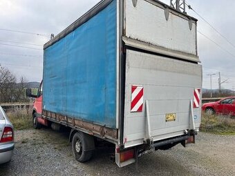 Iveco daily 3.0 35S17 122kw, plachta 8 palet, celo
