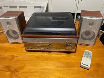 Gramofon s rádiem, USB a AUX vstupem Hyundai