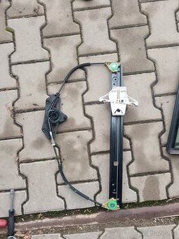 Stahovačka do dveří škoda Octavia 3 combi