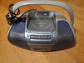 Rádio s CD a kazetovou mechanikou