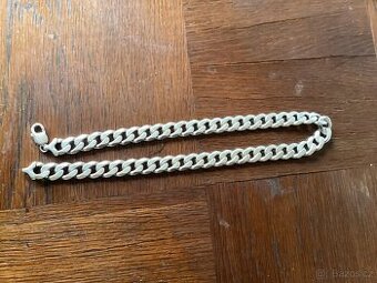 Masivni stribrny retizek