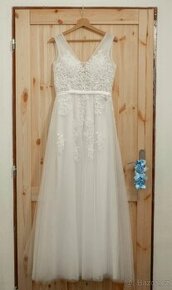 Boho svatební šaty s krajkou