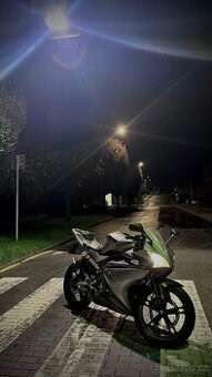 yamaha yzf r125 dily
