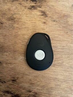 SOS telefon pro seniory od firmy lokatech