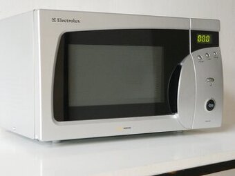 Mikrovlnka ELECTROLUX 800W