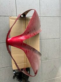 Yamaha R1 přední maska a lešení