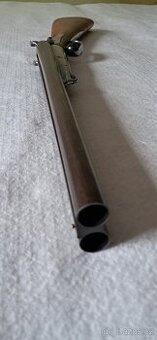 Historická brokovnice Husqvarna 12 GA kočárová