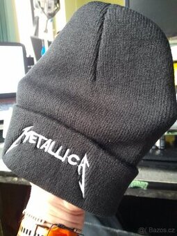 METALLICA zimní pletená čepice