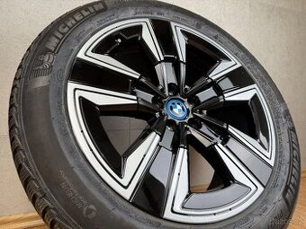 Originál zimní kola R19 BMW iX3 G08