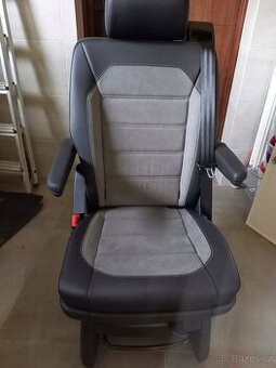 Koupím na VW Multivan t6.1 sedačku