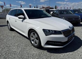 Škoda Superb 2.0 TDI DSG LED DCC nafta automat 110 kw