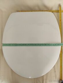 WC - záchodové prkénko, sedadlo 50,-Kč