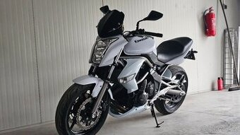Kawasaki ER6N r.v. 2009