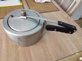 Retro přetlakový hrnec 4 l