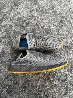 Adidas Deerupt Runner, velikost 45 1/3..